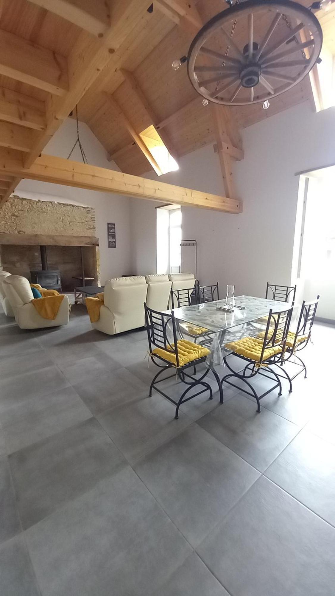 Gite A La Ferme Bassillon-Vauze Exterior photo
